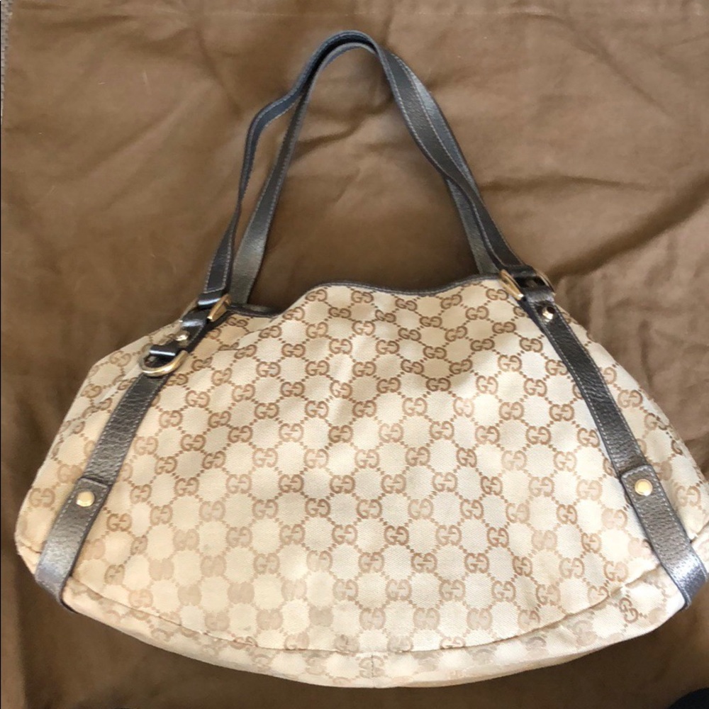 Authentic Gucci hobo handbag